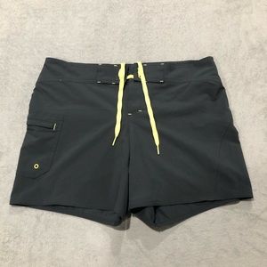 ATHLETA women’s shorts size 10